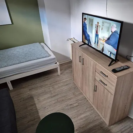 Apartment Ahnatal דירה *