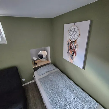 Apartment Ahnatal דירה *